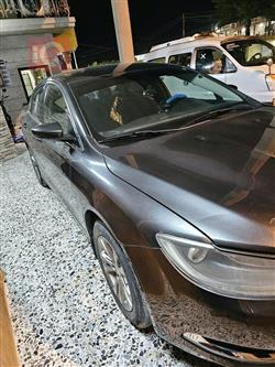كرايسلر 200